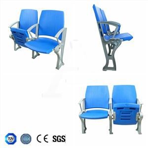 Tilskuersæder til salg